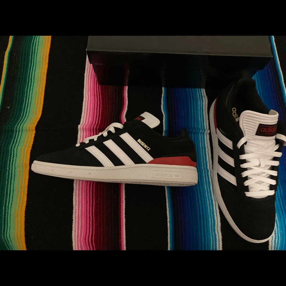 NIB Adidas Busenitz Blk/Wht/Scarelt